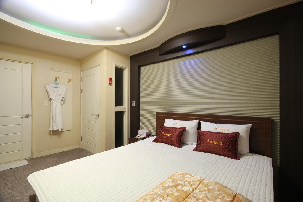 Hotel Bridge Пусан Стая снимка