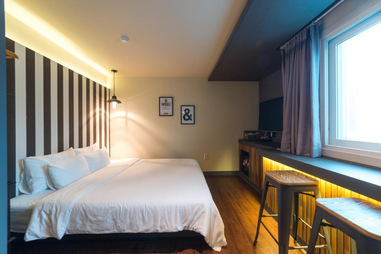 Hotel Bridge Пусан Екстериор снимка